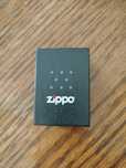 Продавам дамско ZIPPO