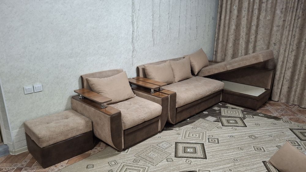 Угловой диван б/у