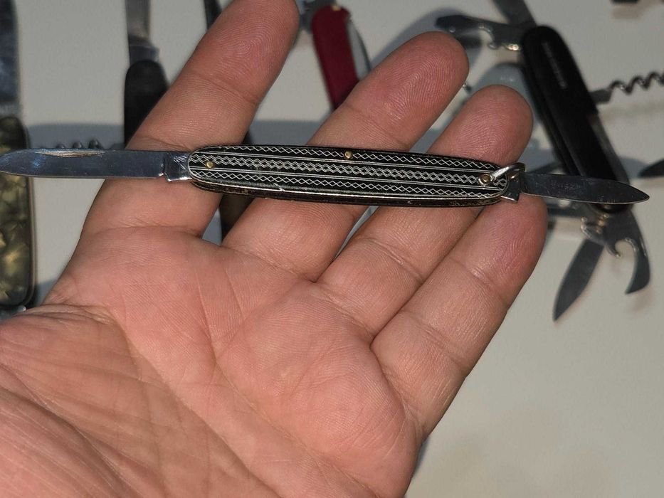 Lot vintage de 8 bricege 9