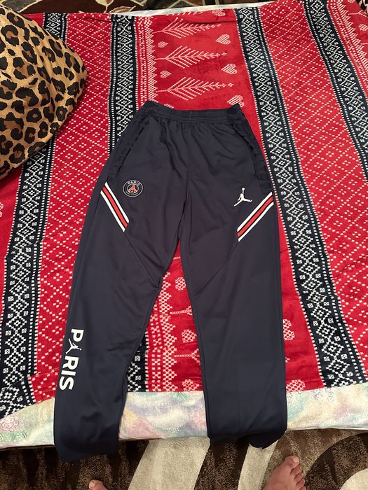 pantaloni lungi Paris saint germain marimea L fit M