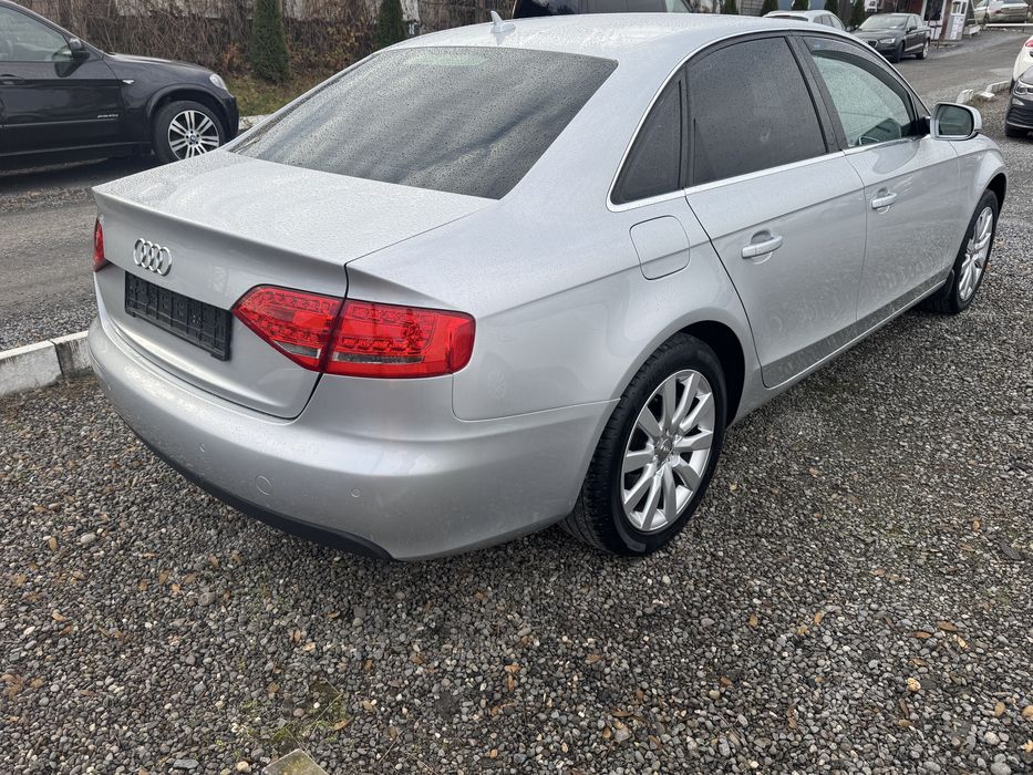 Audi A4 2.0Tfsi 211cp Automat*Quattro*LED*Xenon*Navi*17”*