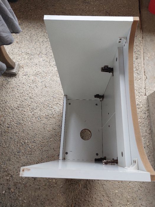 Mască chiuvetă baie plus lavoar.