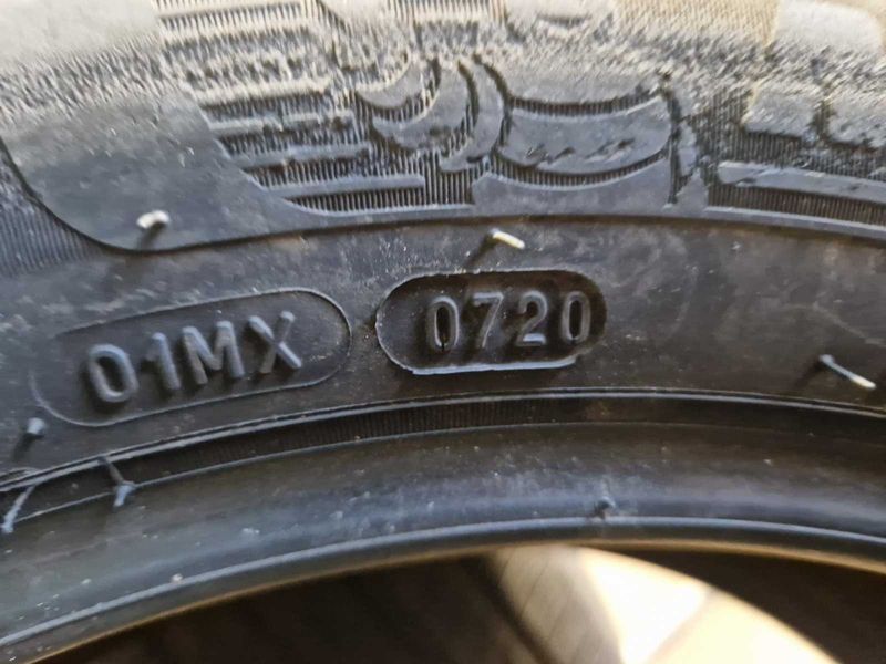 2 Michelin R17 205/55
летни гуми DOT0720