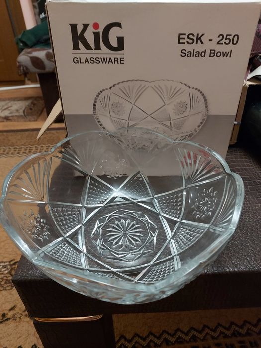 Стъклена купа нова