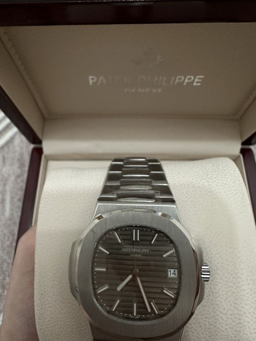 Часы Patek Philippe