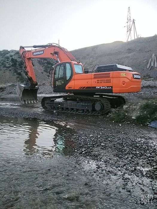 Экскаватор Doosan 340 сотилади