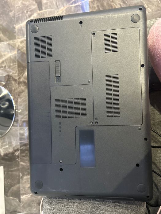 Лаптоп HP G42  2010-2012