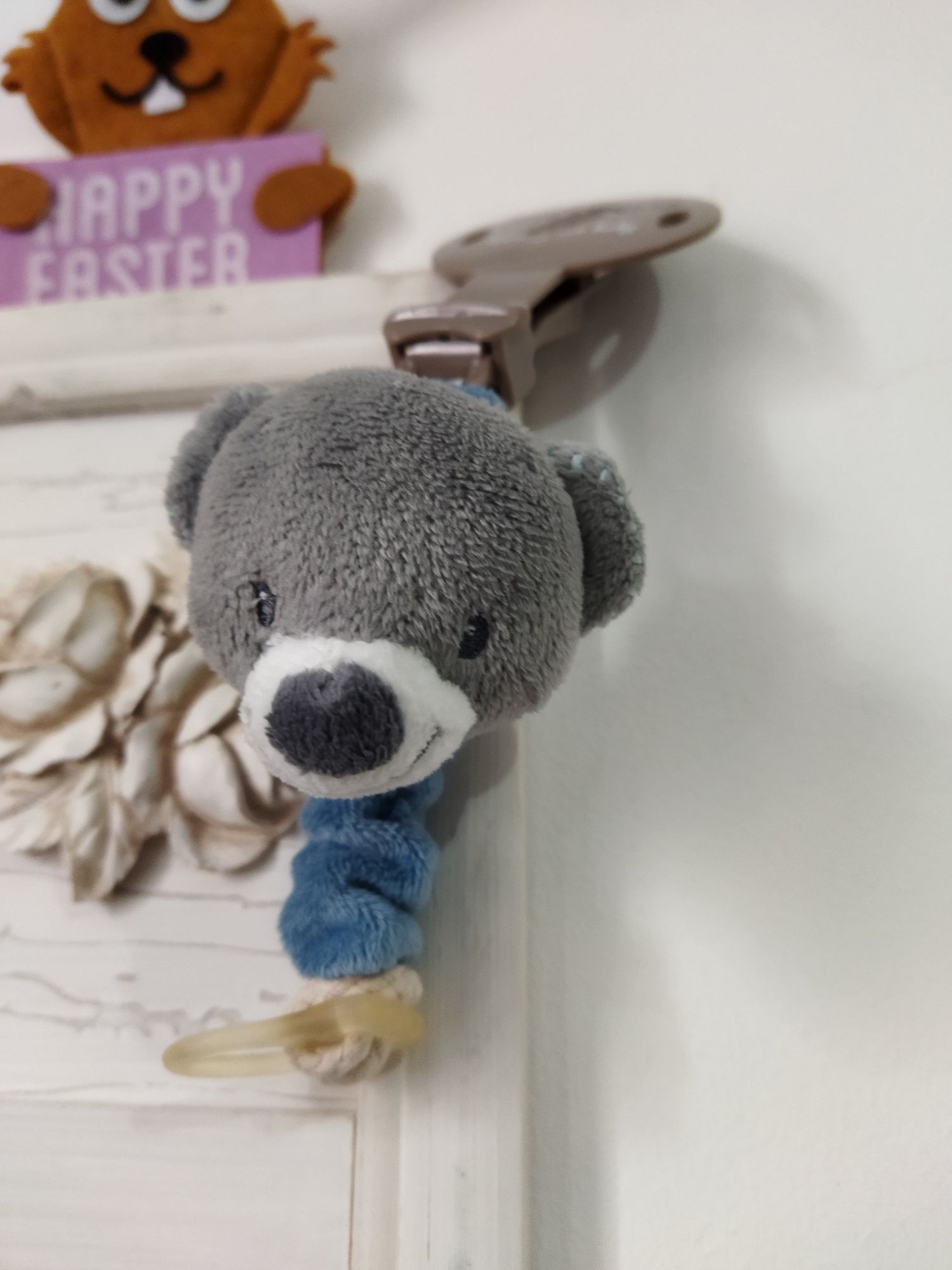 Set jucărie iepuraș și lanț ursuleț din plus pentru bebeluși Nattou