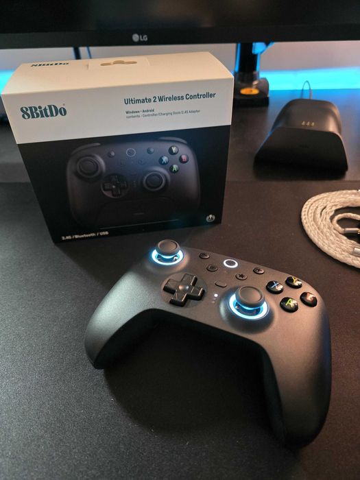 8BitDo Ultimate 2 Контролер / Controller