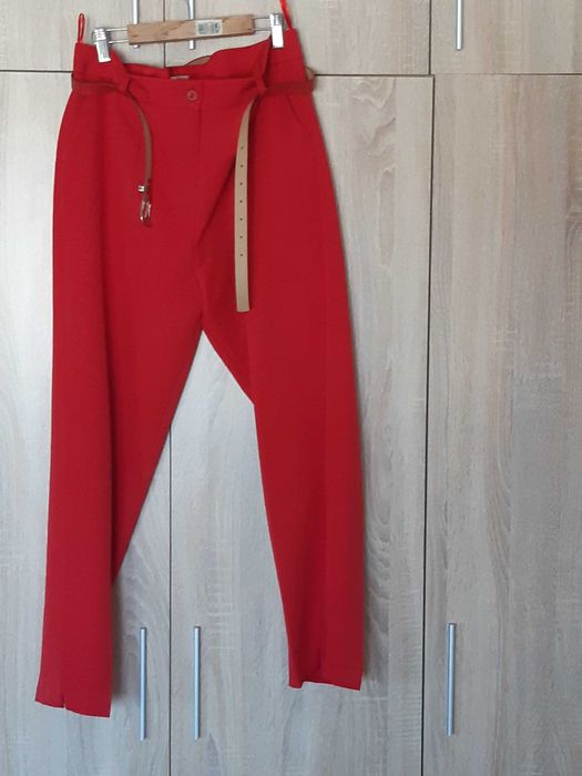 Костюм елегантен