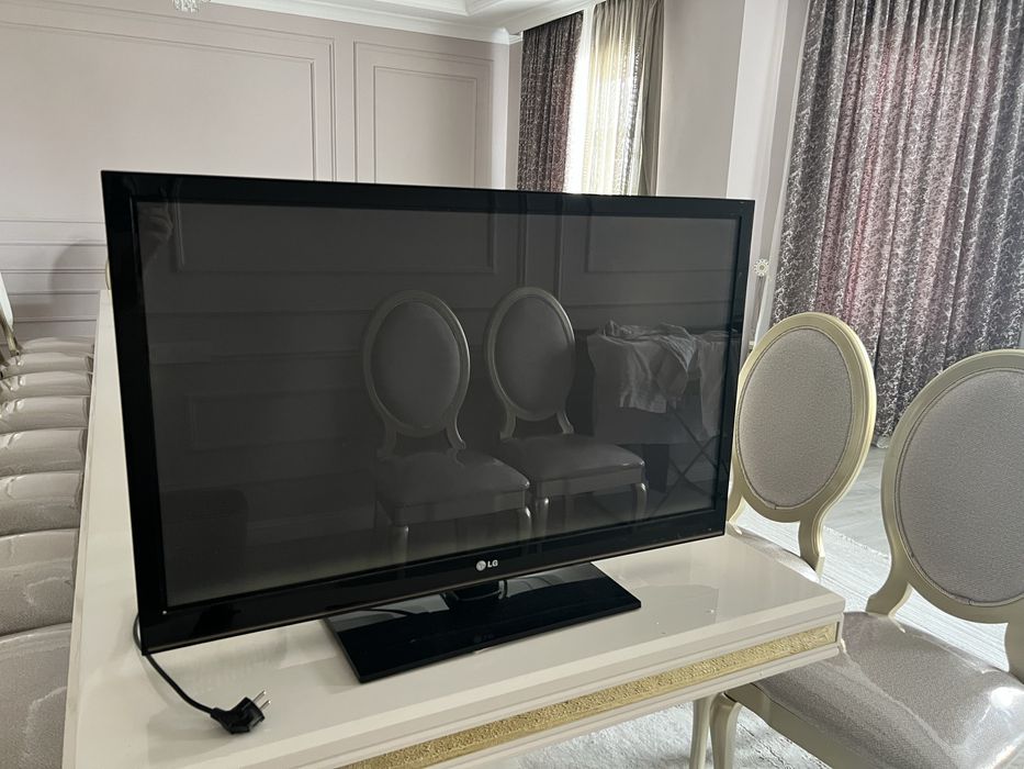 Продается телевизор