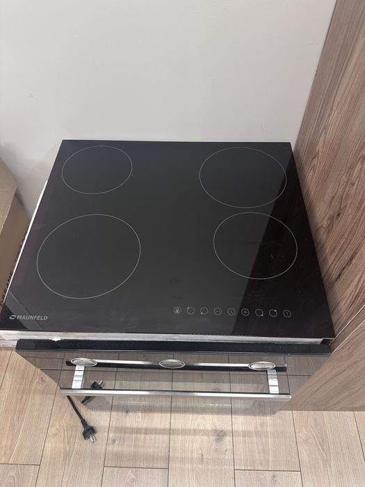 Духовой шкаф и варочная