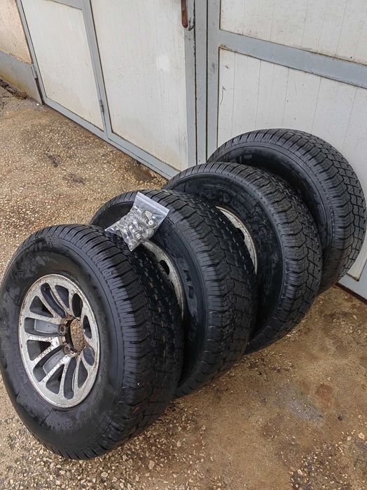 Джанти с гуми от Mitsubishi Pajero