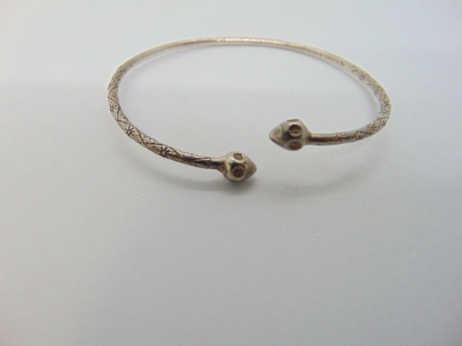 Bratara mica din argint semnata WI Jamaica