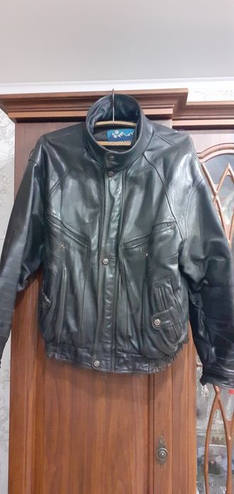 Куртка кожанная,