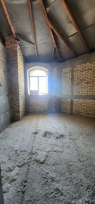 Buxoro shaxar markazida kvartira sotiladi