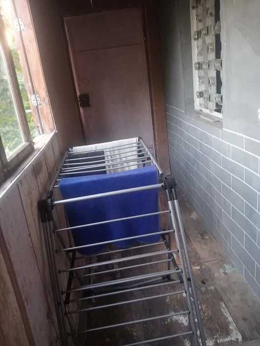 Продаётся квартира Шахристанский 1 ком галарейний дом 3 етаж 42 м2
