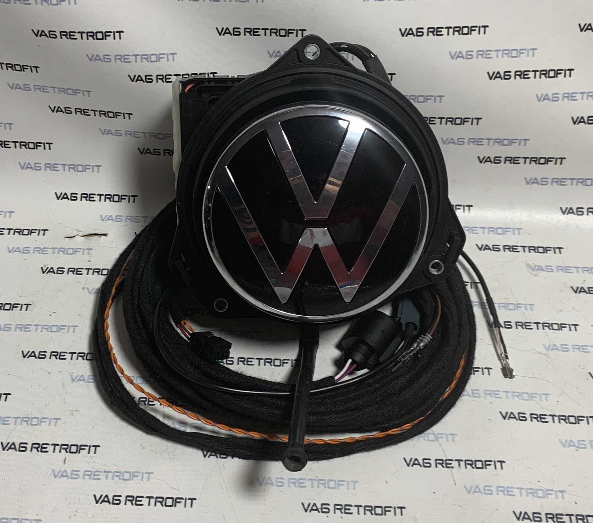 Camera Spate Marsarier VW Passat B8 HIGHLINE Emblema FLIP Originala