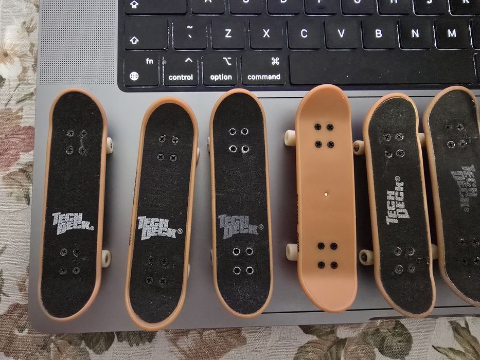 Tech Deck фингърборди мини скейтборди