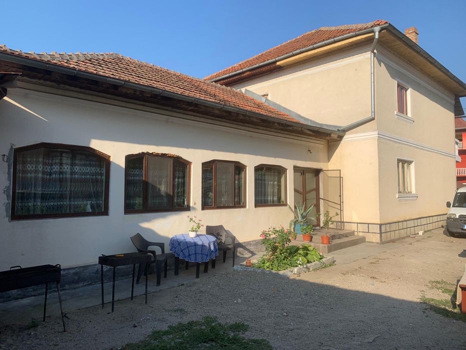 Casa de vanzare, Strehaia