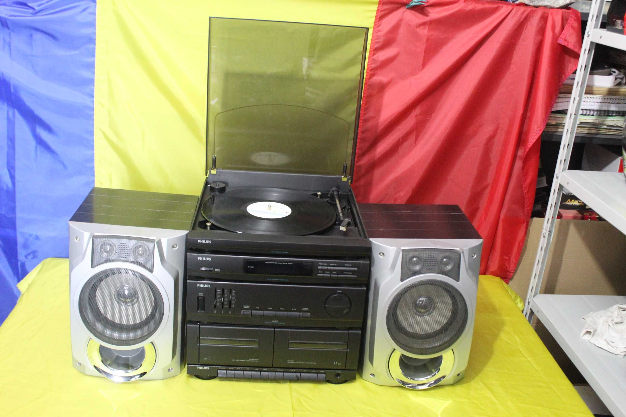 Combina cu pick-up veche - ( Germania)  PHILIPS  AS 405
