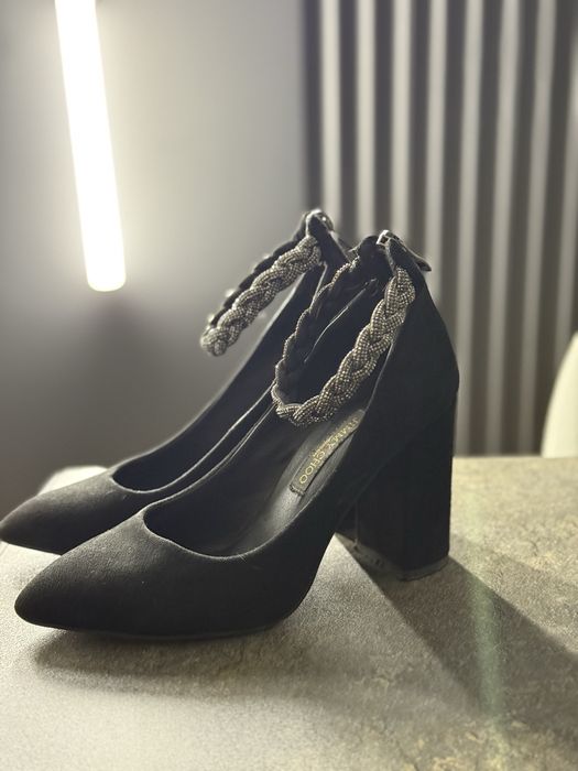 Продам женские туфли в идеальном состоянии