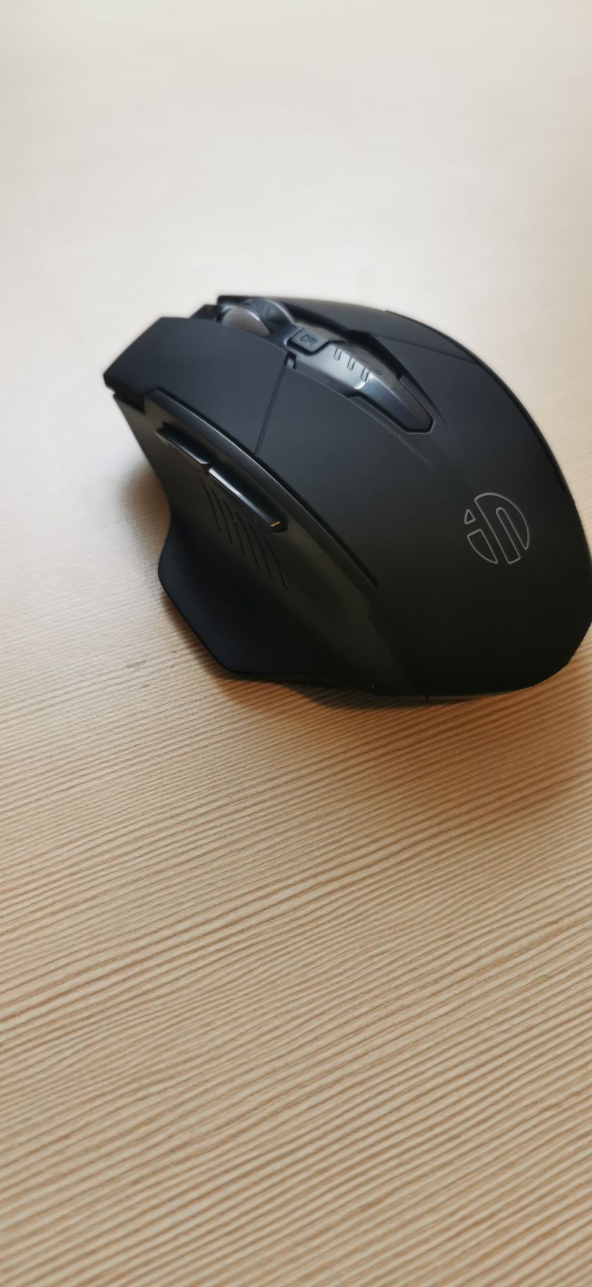Wireless mouse...