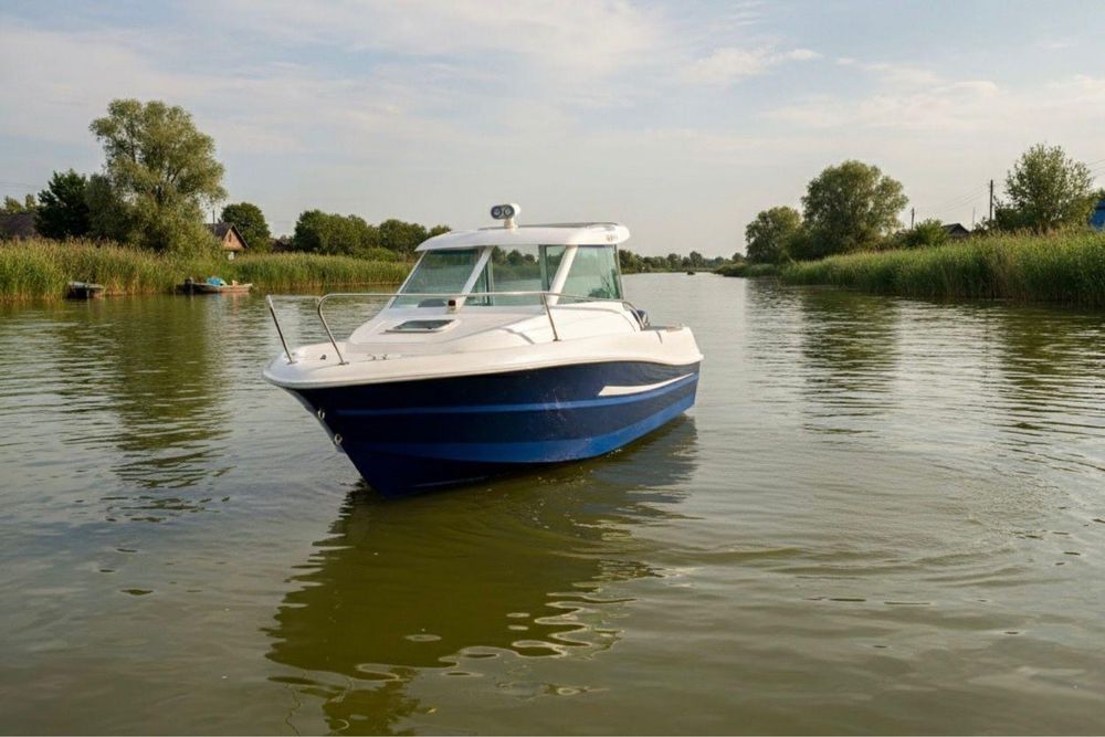 Barca Merry Fisher 585 peridoc inclus sau schimb cu auto