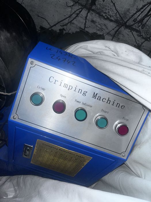 Masina de sertizat furtunuri hidraulice