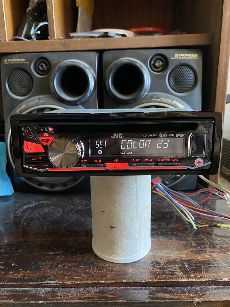 JVC KD-DB97BT- ВИСОК КЛАС -BLUETOOTH, USB, CD, Радио плеър за кола сд