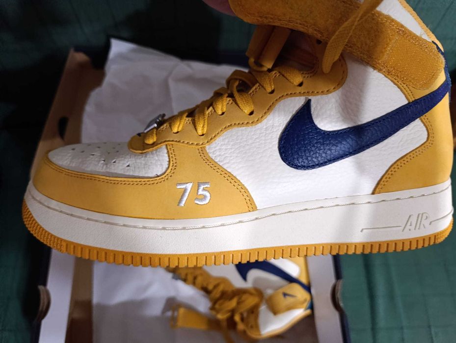 Vand Nike Air Force 1 Mid, Foarte Putin Purtati, Marimea 45.5