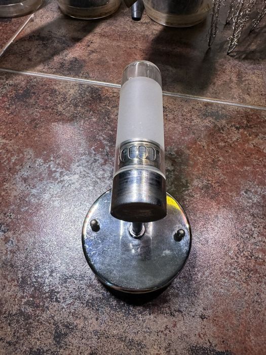 Влагоустойчива матирана лампа (цокъл G9)