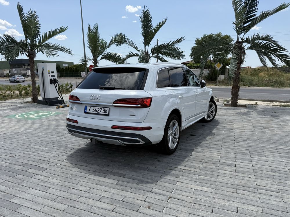 Audi Q7 2021 Quattro Premium 55 TFSI