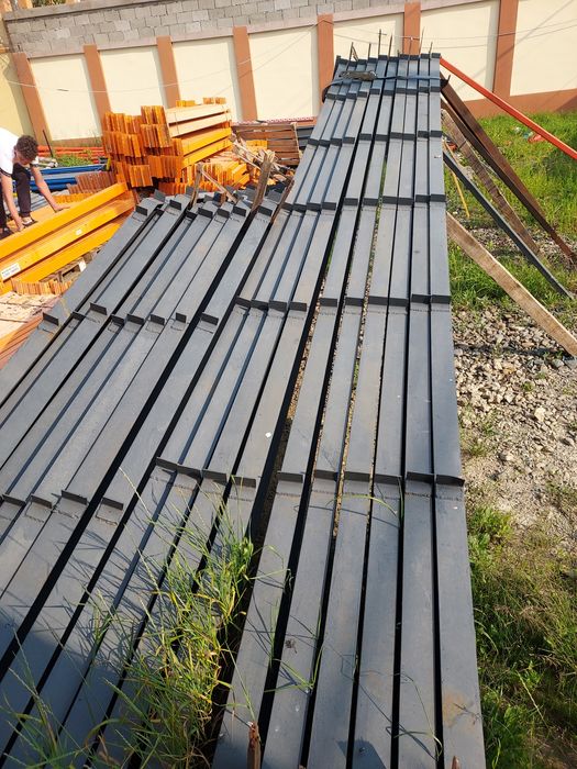 Hale metalice la super preț lichidare de stoc