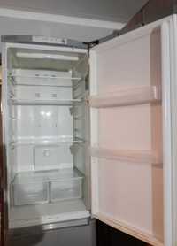 Продам холодильник Индезит. Срочно