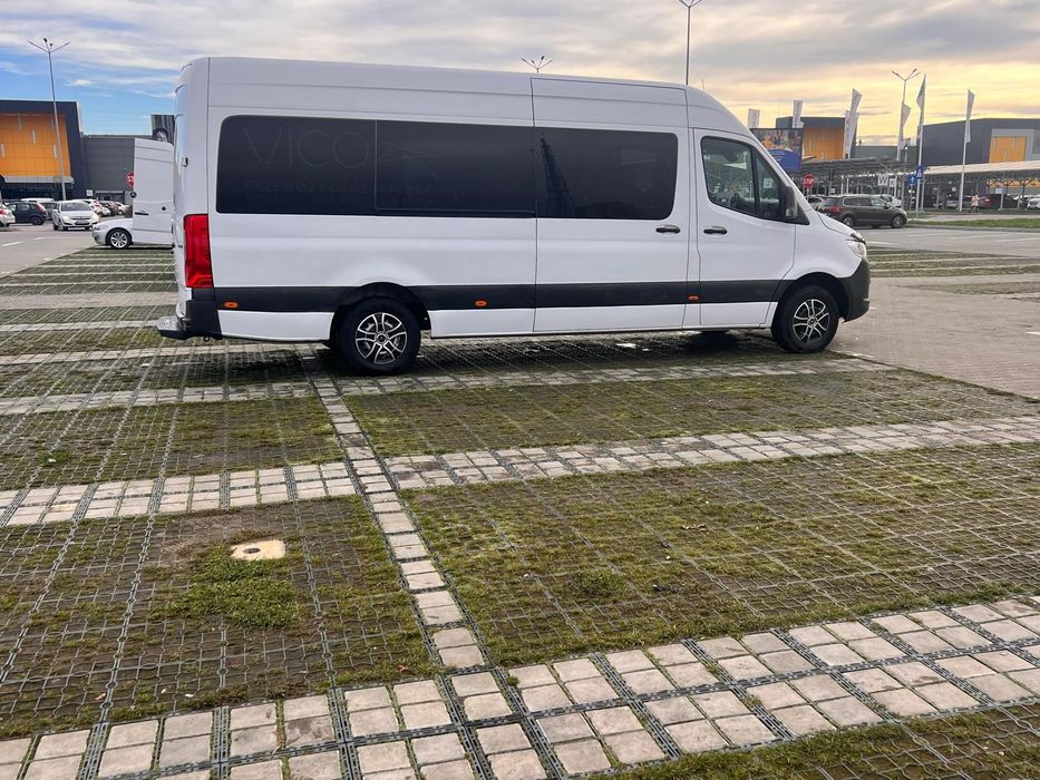 Mercedes sprinter  316 8+1 2019 anul .319 318 316 315 313