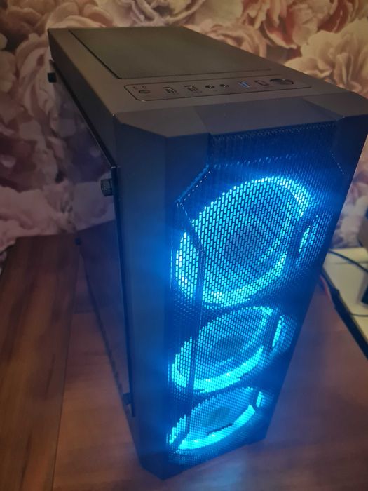 Корпуса Wintek, FSP. AeroCool