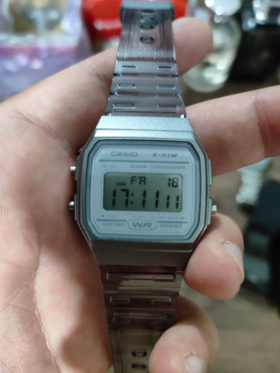 Продаю Часы Casio F-91W оригинал!