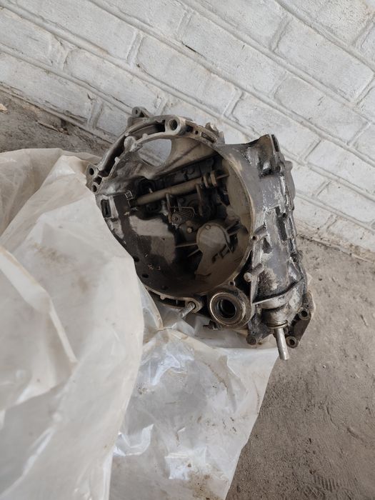 Продаю коробку от ваз 2109-99