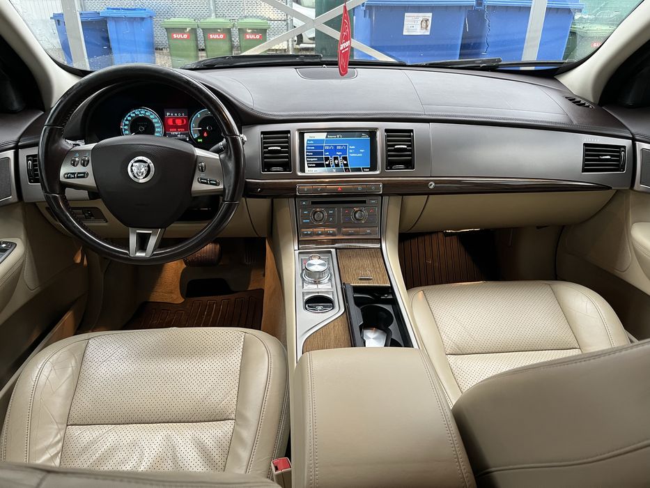 Jaguar xf extra full