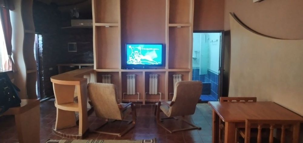 Аренда квартира студийная 70кв.м.