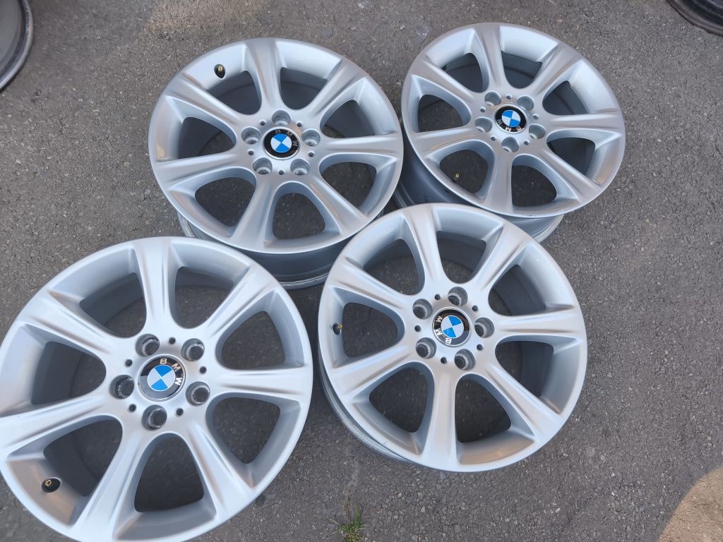 17" оригинални алуминиеви джанти за BMW F30...
