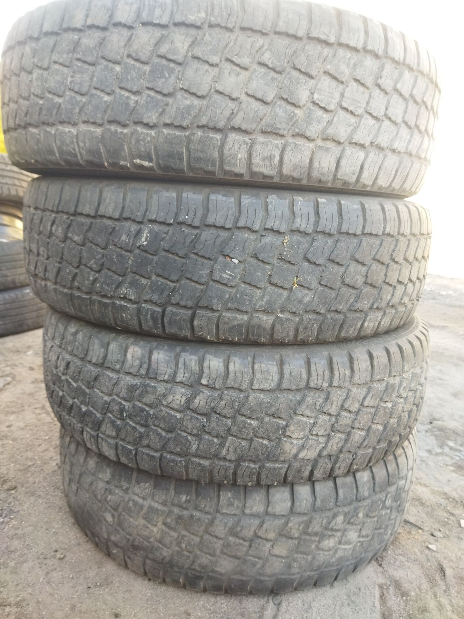 Шины Кама 225/75/16 комплект