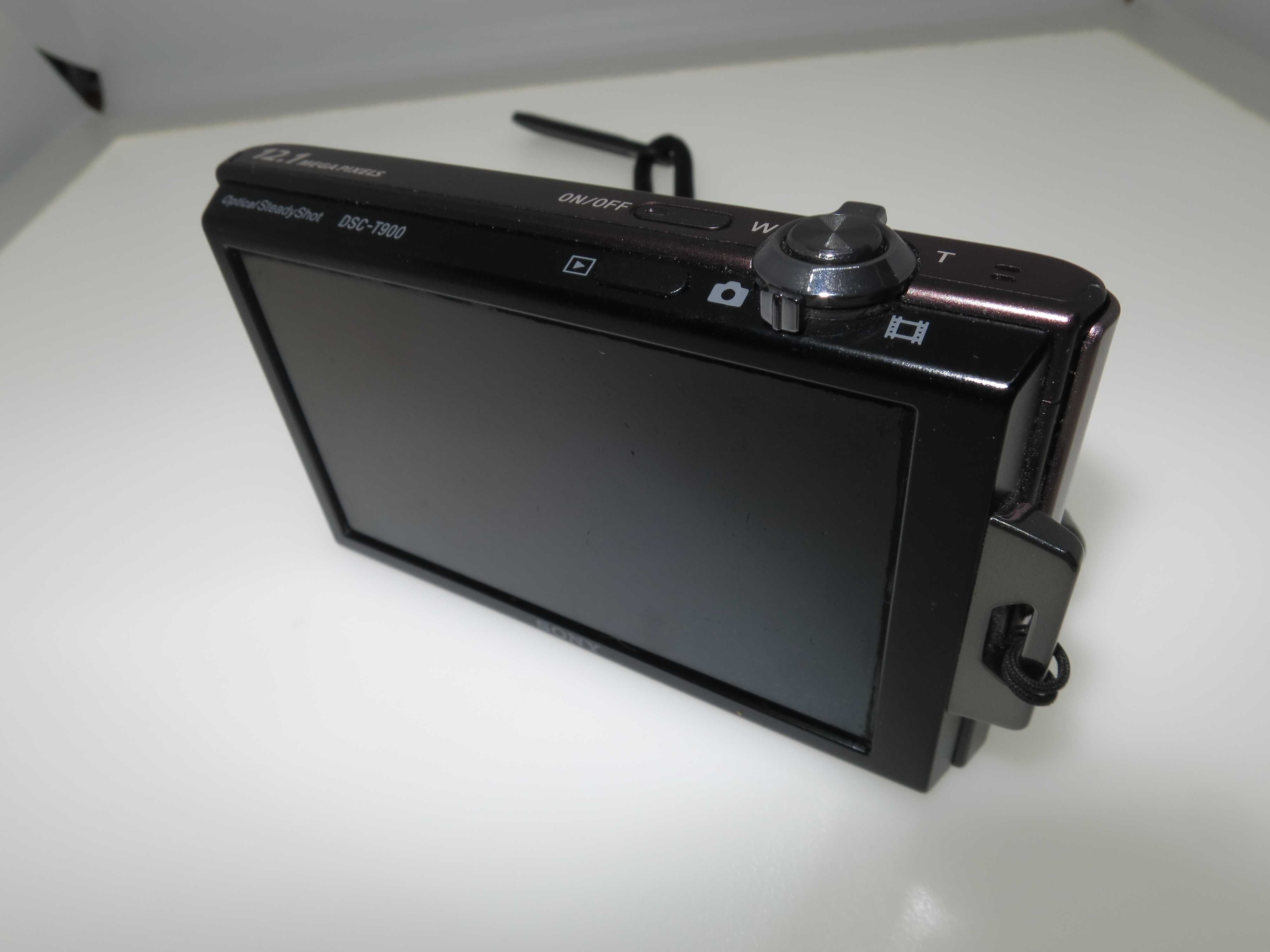 Sony Cyber-shot T900 - Ултра тънък фотоапарат, страхотно качество