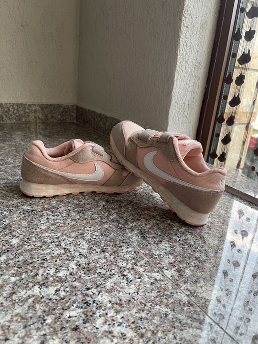 Nike оригинални маратонки ( 35)