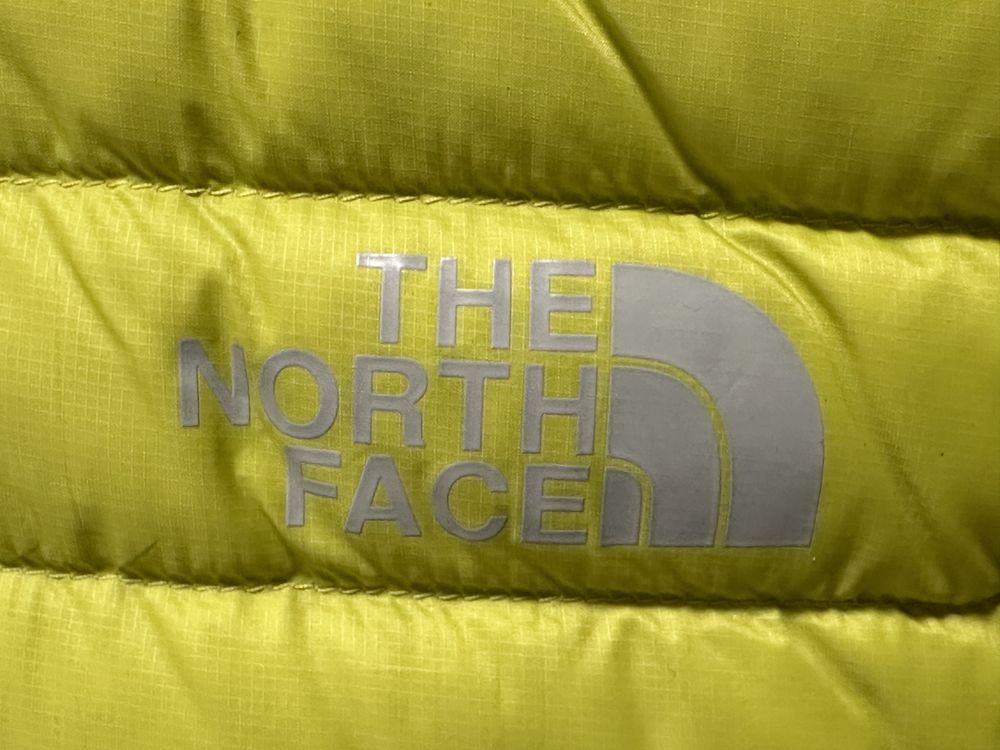 Пухенка The North Face Summit 800 down puffer