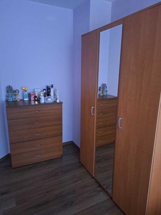 Мебели за стая:приста с ракла,трикрилен гардероб и скрин- СПЕШНО!!!