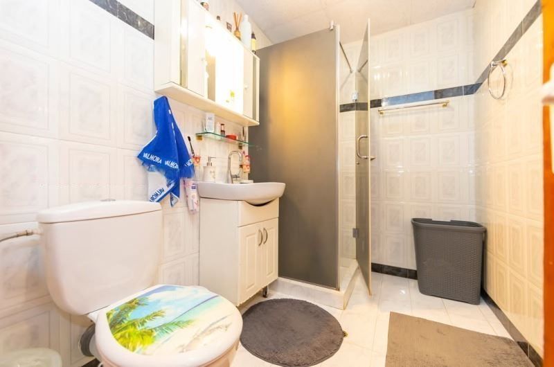 Продава се Тристаен апартамент в София, Гео Милев - 135 кв.м за 3482 €/кв.м - Снимка #12