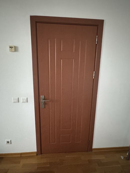 Vanzare 2 Usi interior