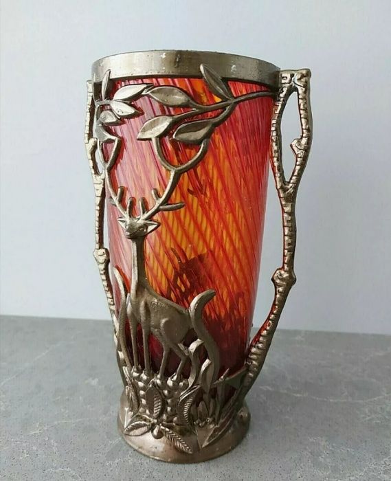 Deosebit obiect decor Vaza din ,sticla cu suport din bronz Art-Deco ,p